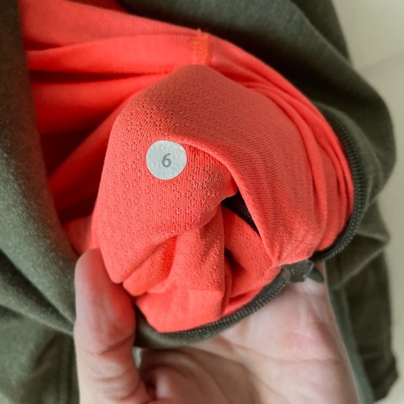 Lululemon • After Asana Pullover Sweatshirt Fatigue Green • size 6 - Picture 3 of 12